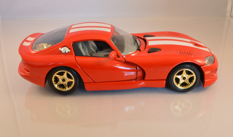 Illustration for article titled My first Bburago - 1997 Viper GTS